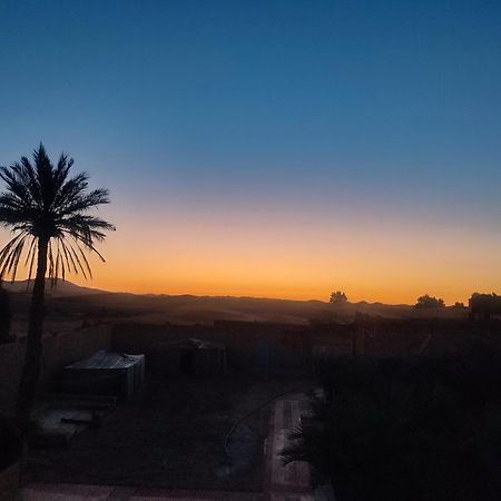 Sahara Sands Hotel 메르주가 외부 사진