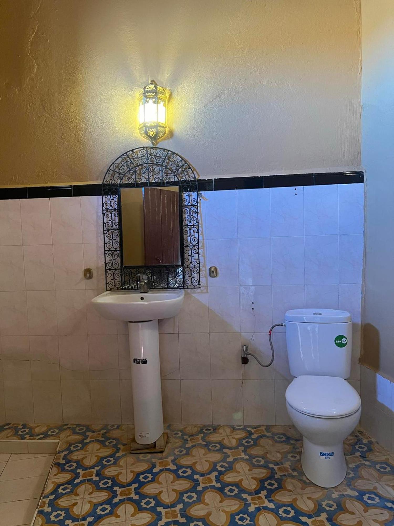 Sahara Sands Hotel 메르주가 외부 사진