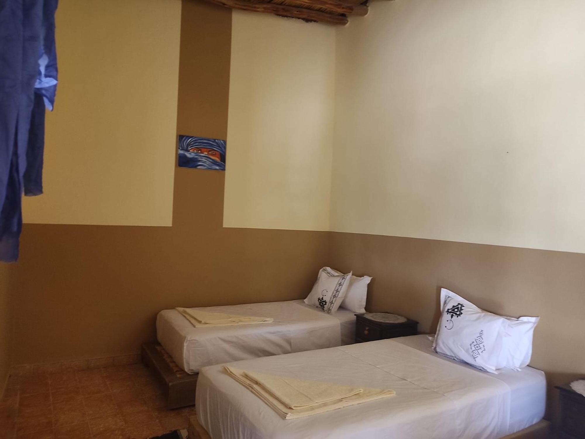 Sahara Sands Hotel 메르주가 외부 사진